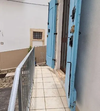 度假居 Residenza Giannini A 罗迪-加尔加尼科